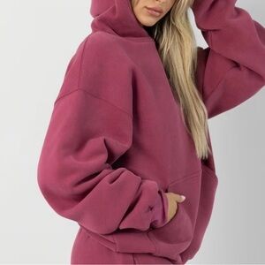 Comfrt Oversized Small Minimalist Hoodie Unisex